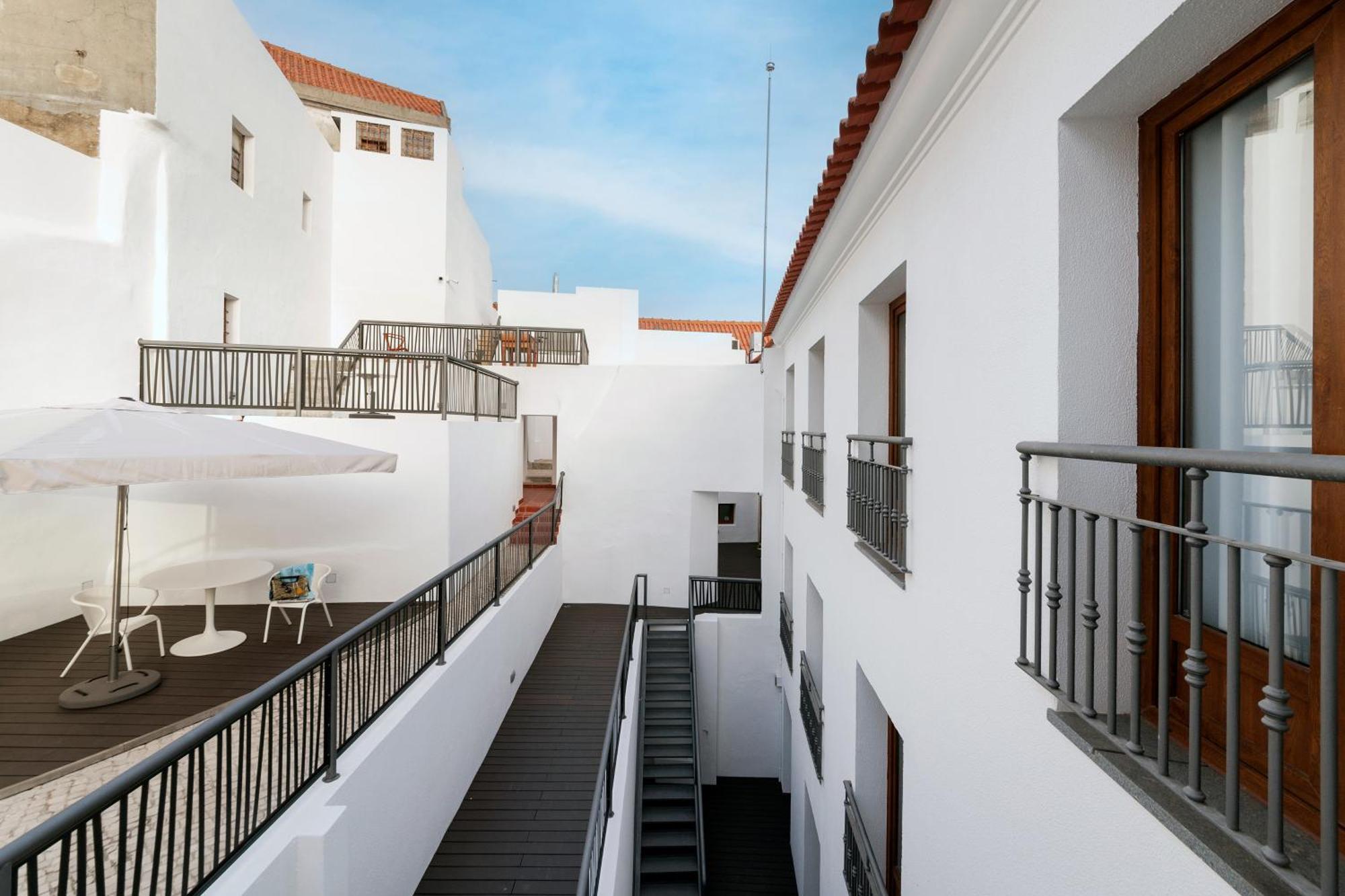Porta Da Arrabida Suites Палмела Экстерьер фото